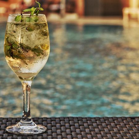 The Country Lodge Hotel Freetown Ngoại thất bức ảnh