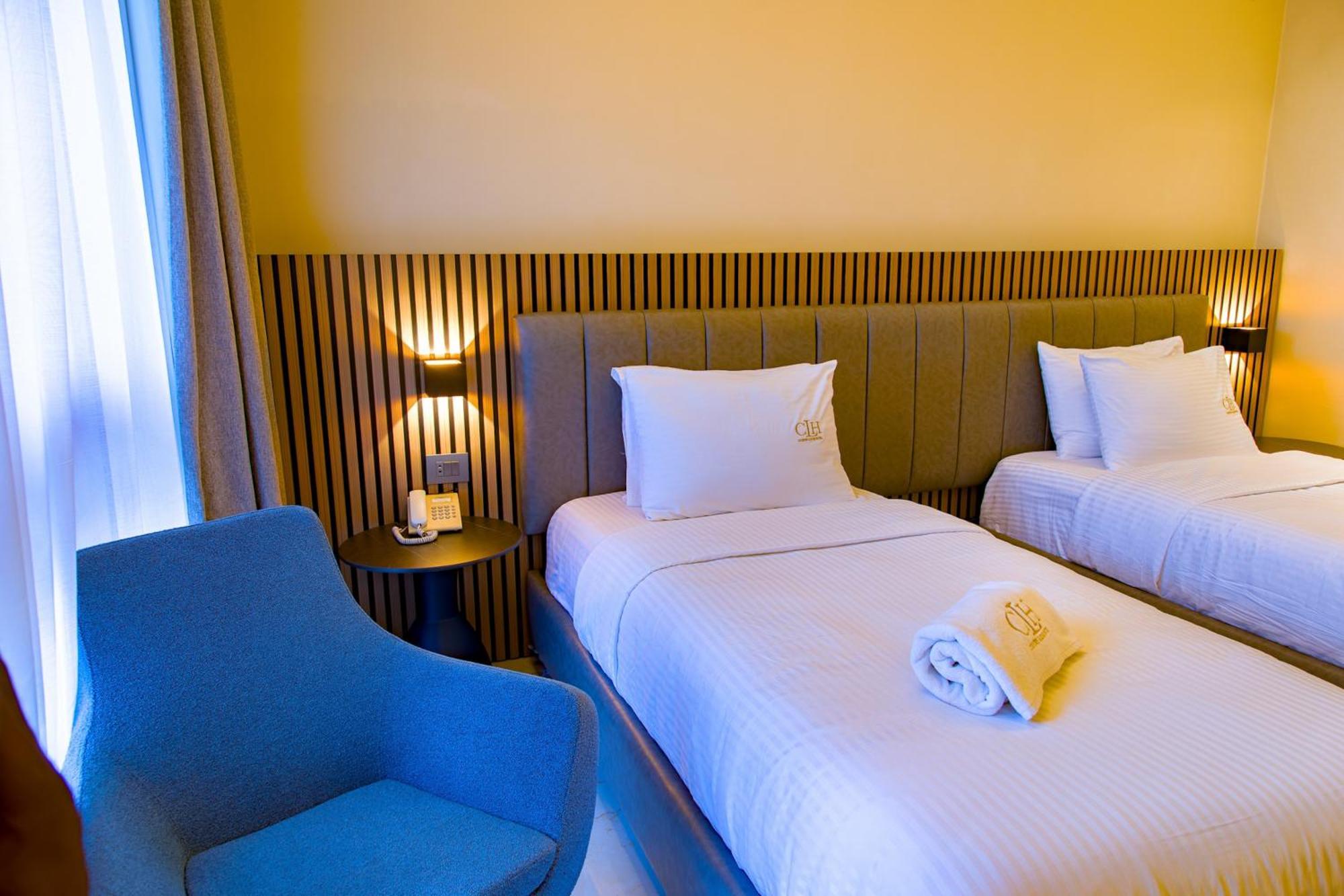 The Country Lodge Hotel Freetown Ngoại thất bức ảnh