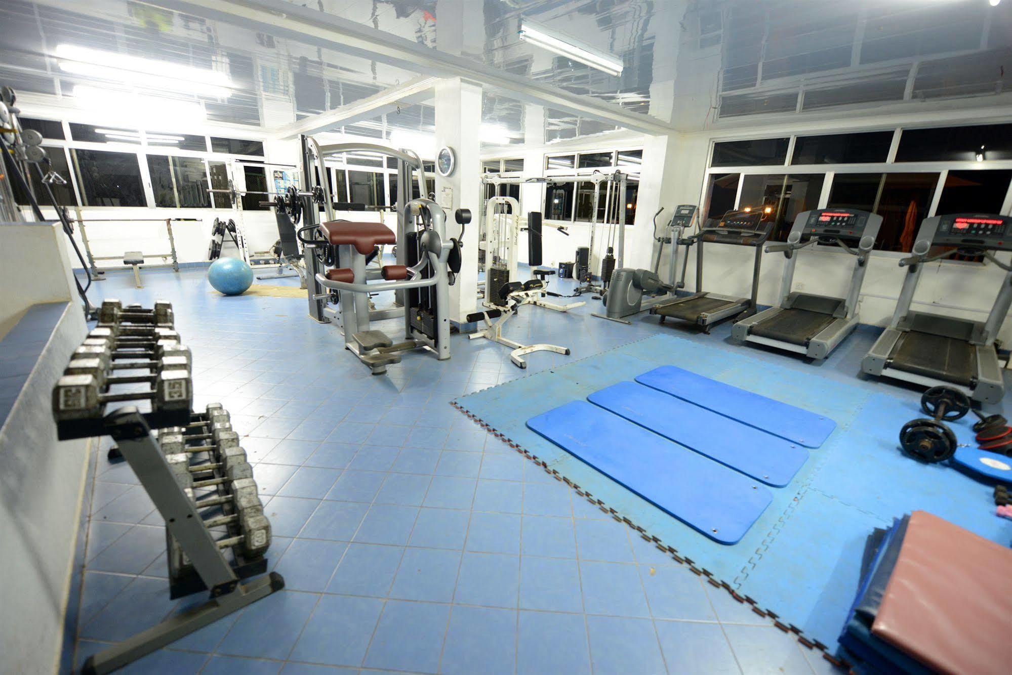 The Country Lodge Hotel Freetown Ngoại thất bức ảnh